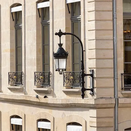 Yuna Saint-honore - Serviced * Paris